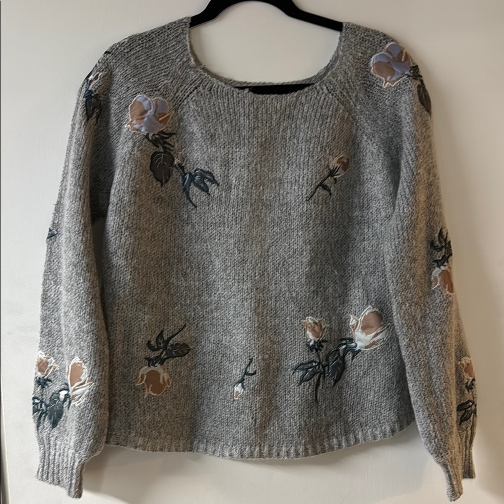 Woven Heart Gray Crew Neck Sweater with Floral Embellishments